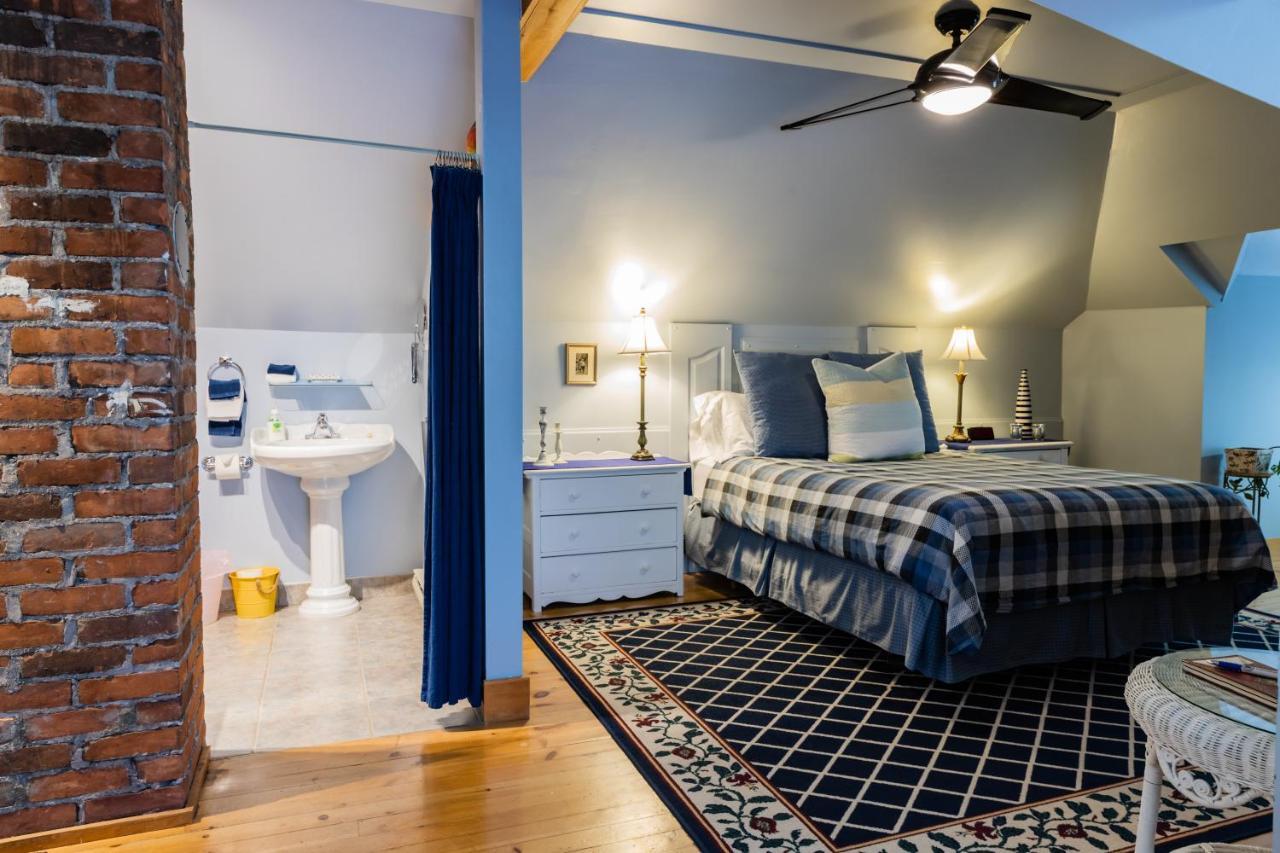 A Hidden Gem Bed And Breakfast Windsor Exteriér fotografie