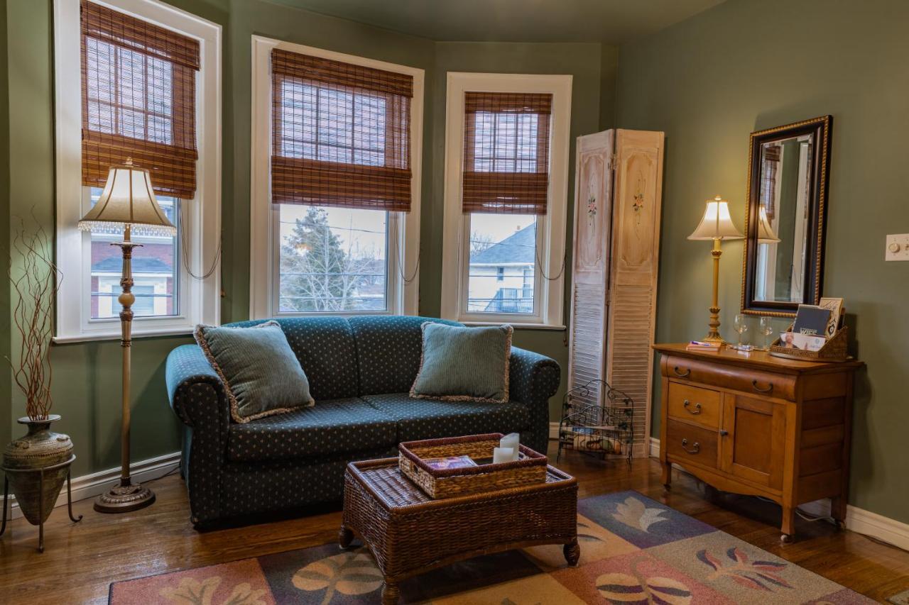 A Hidden Gem Bed And Breakfast Windsor Exteriér fotografie