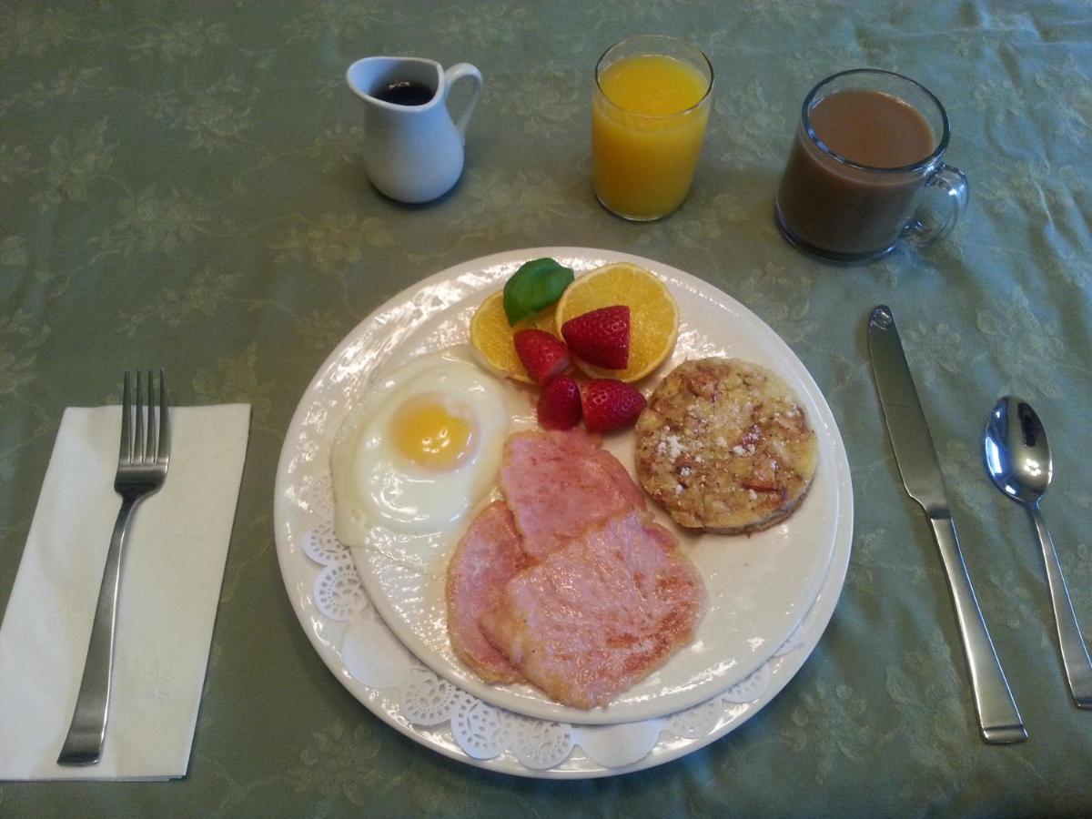 A Hidden Gem Bed And Breakfast Windsor Exteriér fotografie